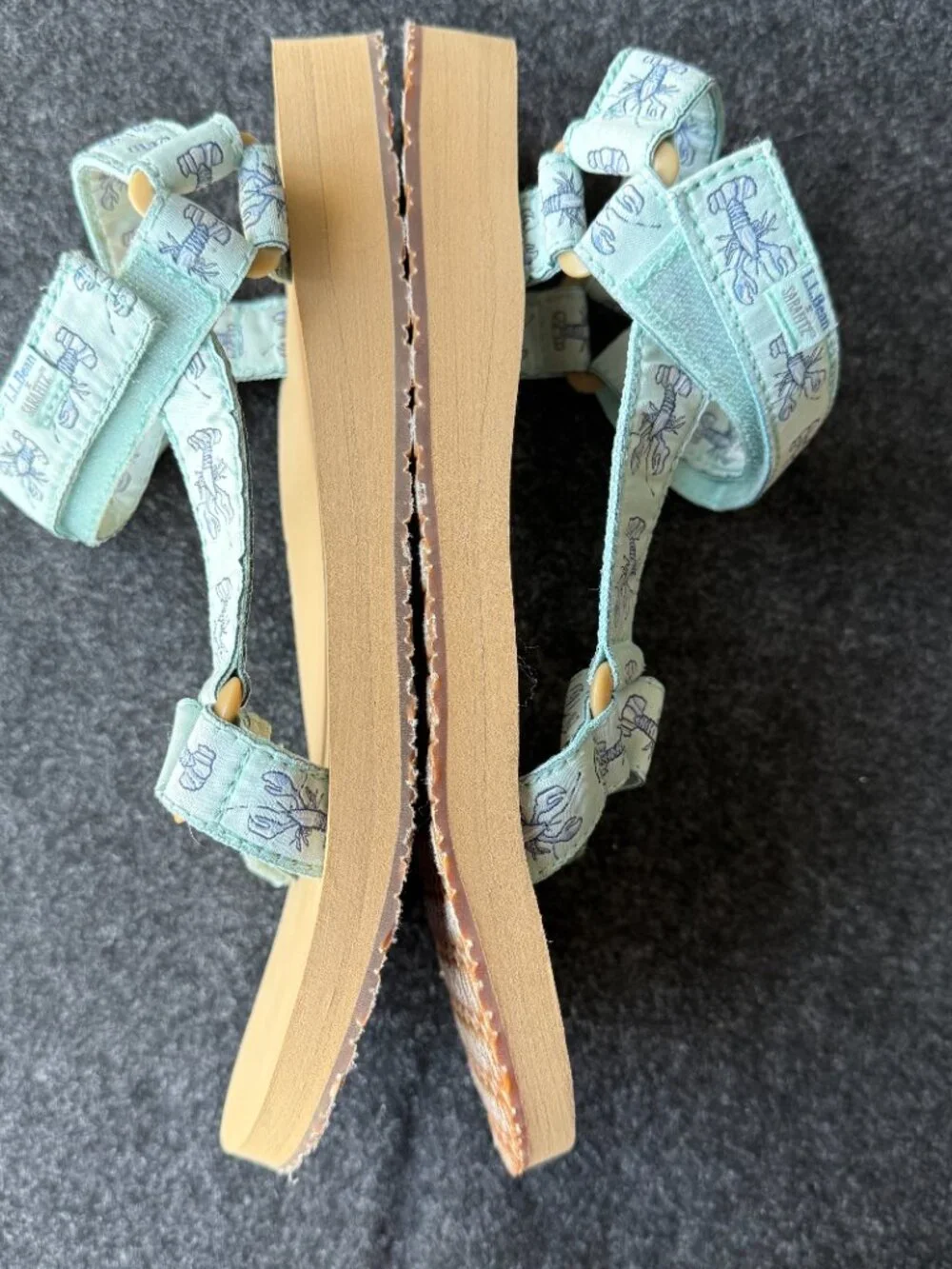 L.L. Bean x Sara Fitz Lobster Print Sandals Size 10 - Picture 2 of 10